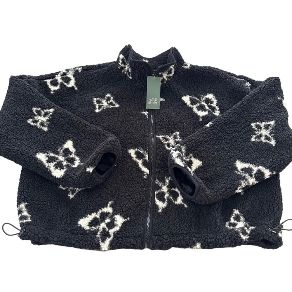 Wild Fable Butterfly Cropped Fleece Jacket